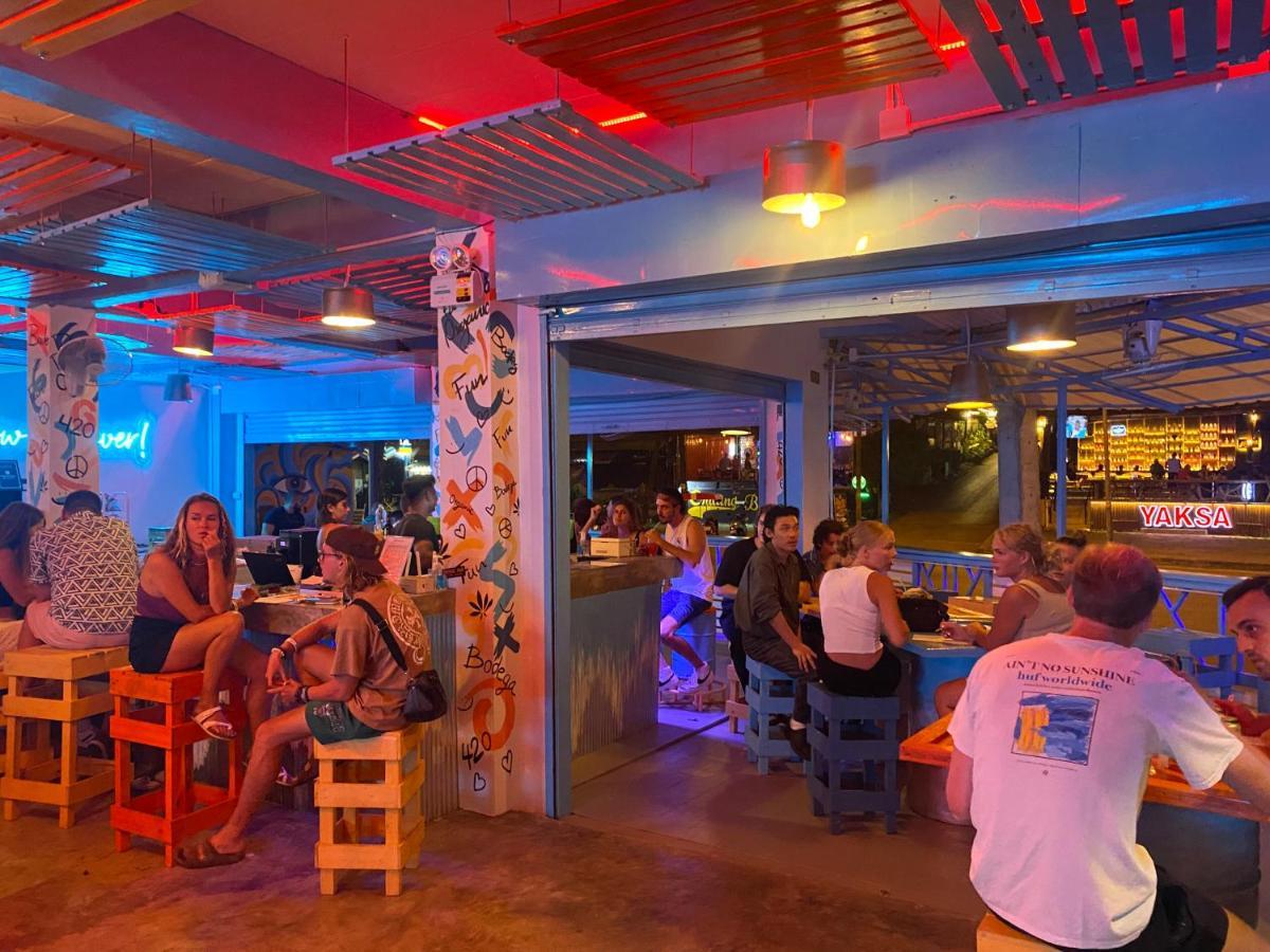 Auberge de jeunesse Bodega Krabi à Ao Nang Extérieur photo
